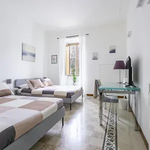 Apartment C&y - Prati - Luxury Double With Kitchen, Rome